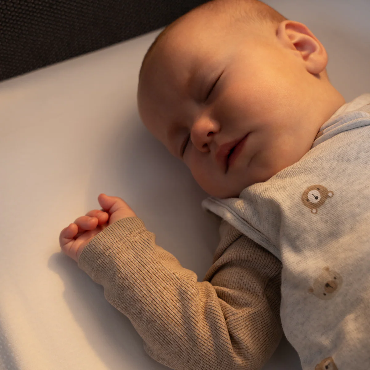 Arlo Bassinet Fitted Sheet - Image 4